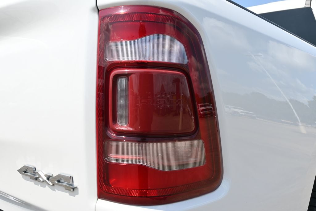2023 RAM 1500 Laramie Crew Cab 4x4 5'7' Box