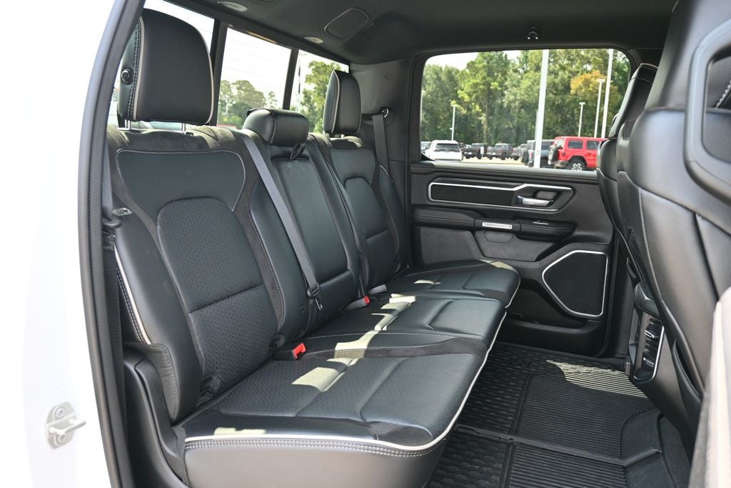 2023 RAM 1500 Laramie Crew Cab 4x4 5'7' Box