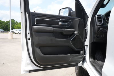 2026 RAM 1500 Laramie Crew Cab 4x4 5'7' Box