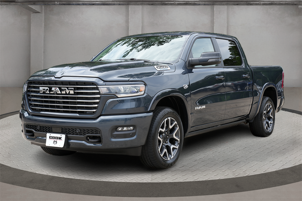 2026 RAM Ram 1500 RAM 1500 LARAMIE CREW CAB 4X4 5'7' BOX