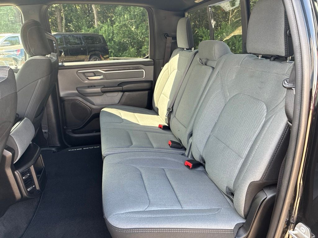 2022 RAM 1500 Big Horn Crew Cab 4x4 6'4' Box