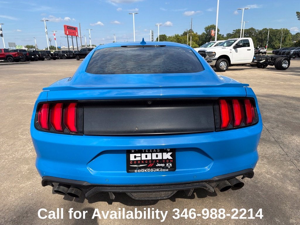 2022 Ford Mustang GT Premium Fastback