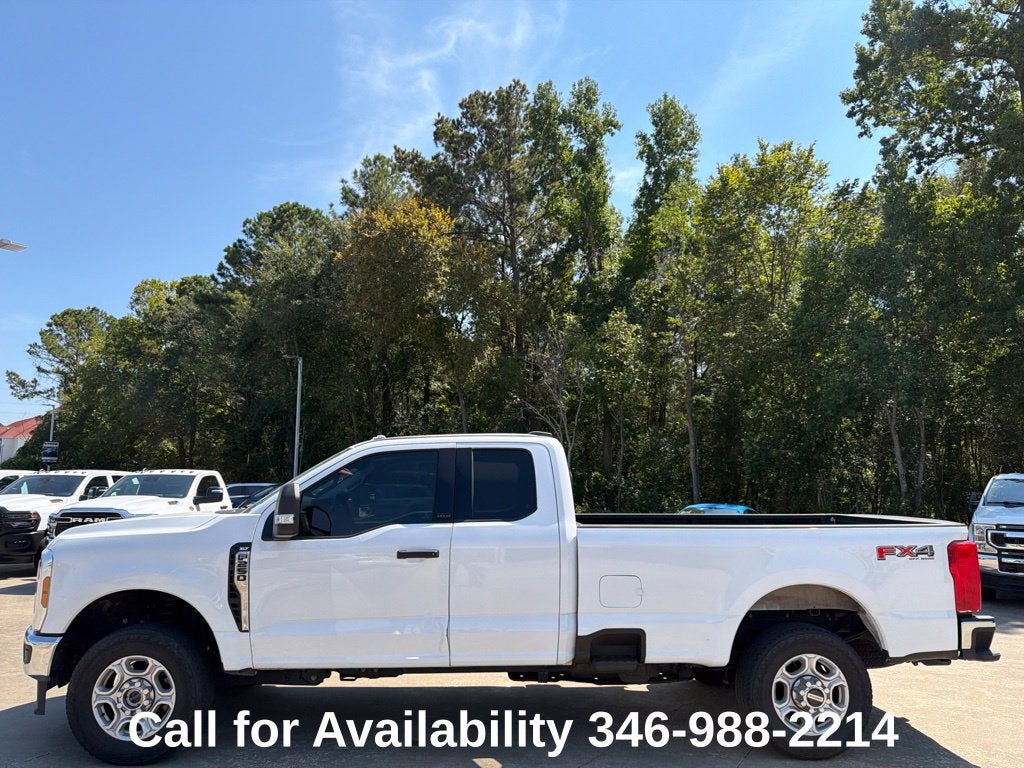 2025 Ford Super Duty F-250 Pickup XLT
