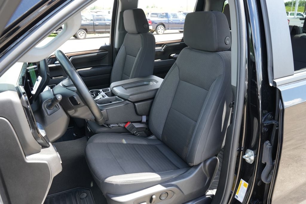2025 Chevrolet Silverado 1500 2WD Crew Cab Short Bed LT