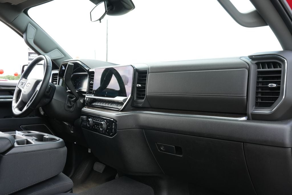 2025 Chevrolet Silverado 1500 2WD Crew Cab Short Bed LT