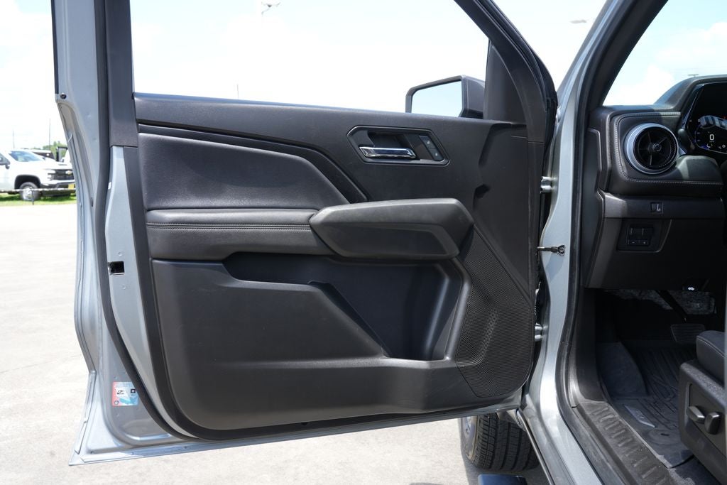 2024 Chevrolet Colorado 2WD LT