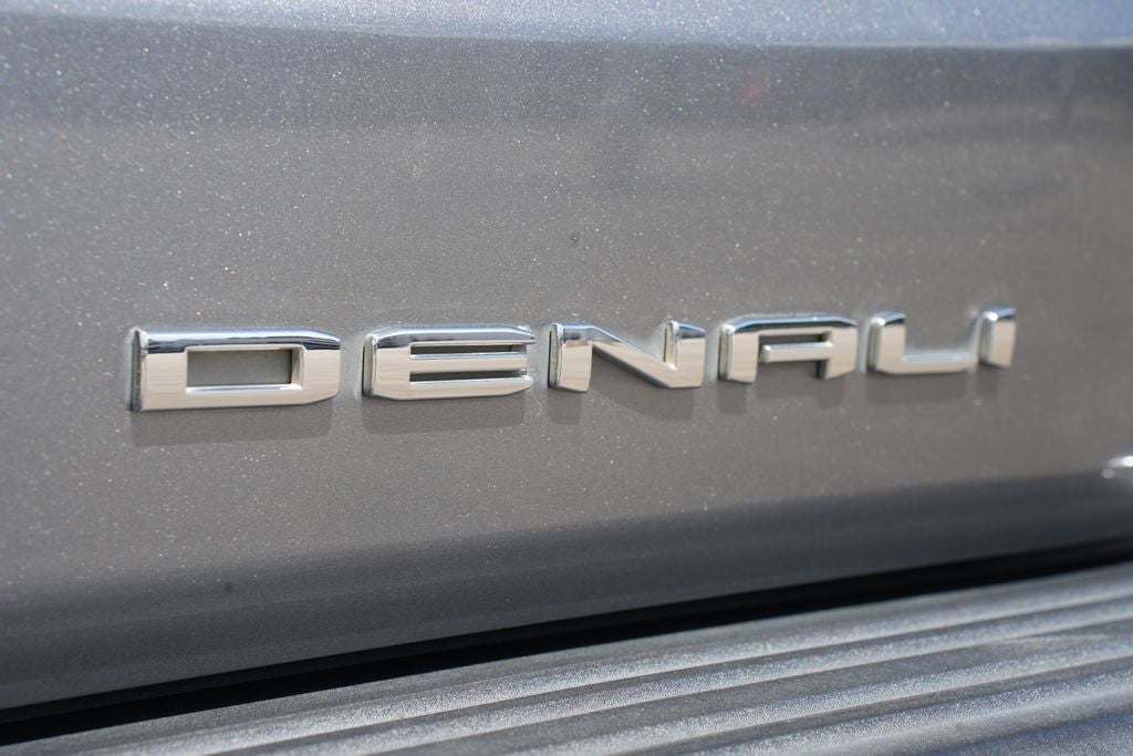 2021 GMC Yukon 4WD Denali