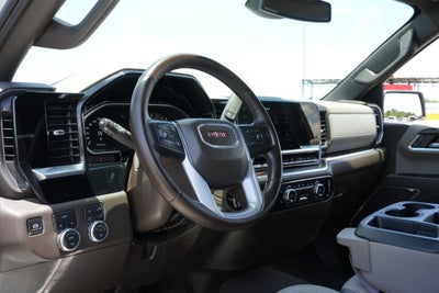 2026 GMC Sierra 1500 Crew Cab, Short Bed, SLT, 4WD