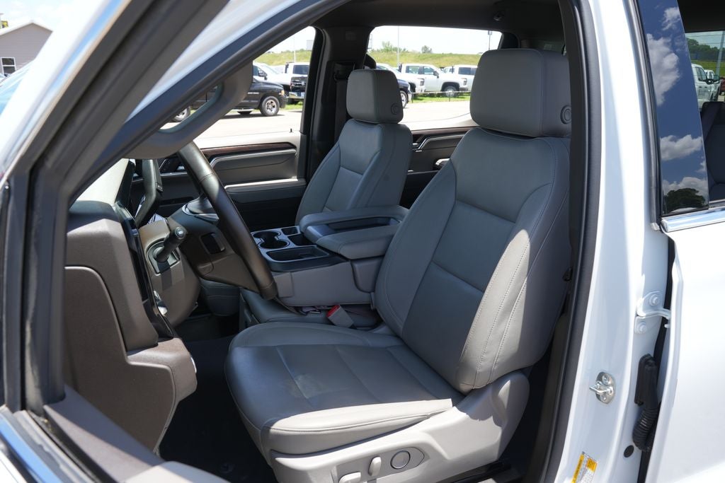 2026 GMC Sierra 1500 Crew Cab, Short Bed, SLT, 4WD