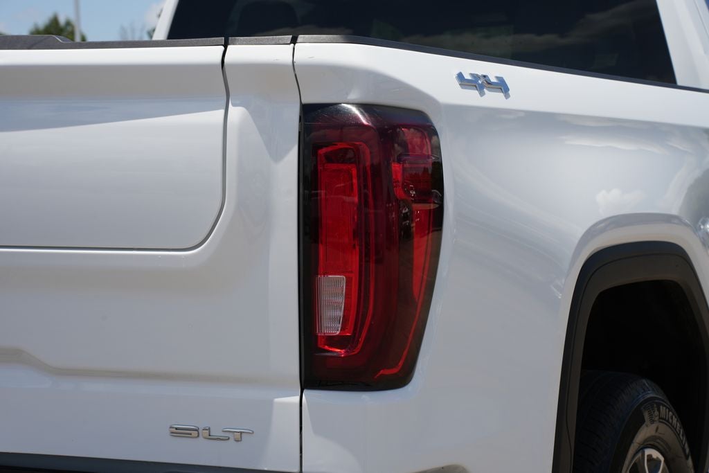 2026 GMC Sierra 1500 Crew Cab, Short Bed, SLT, 4WD