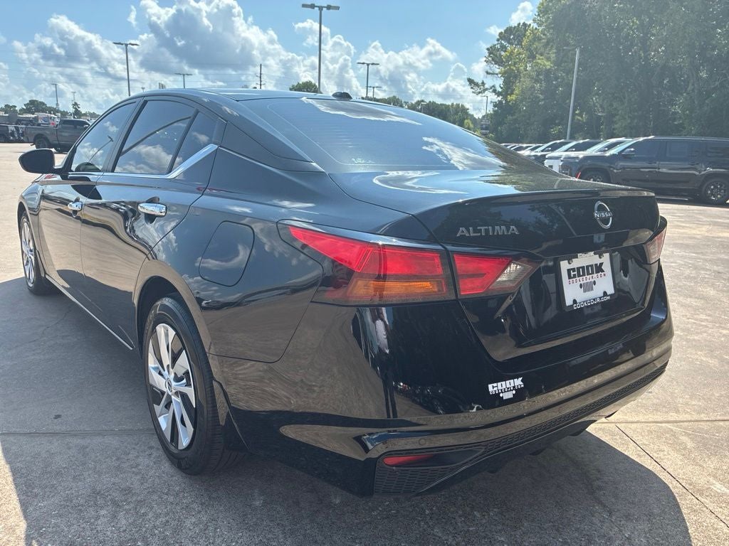 2025 Nissan Altima S FWD