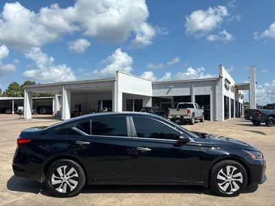 2025 Nissan Altima S FWD