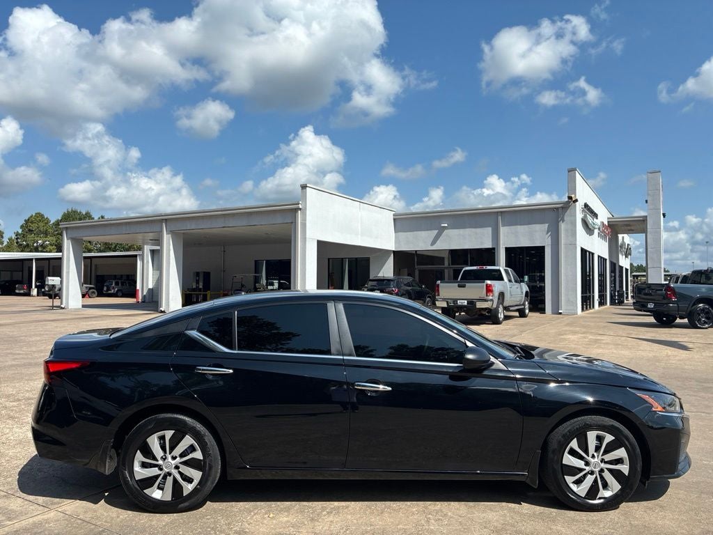 2025 Nissan Altima S FWD