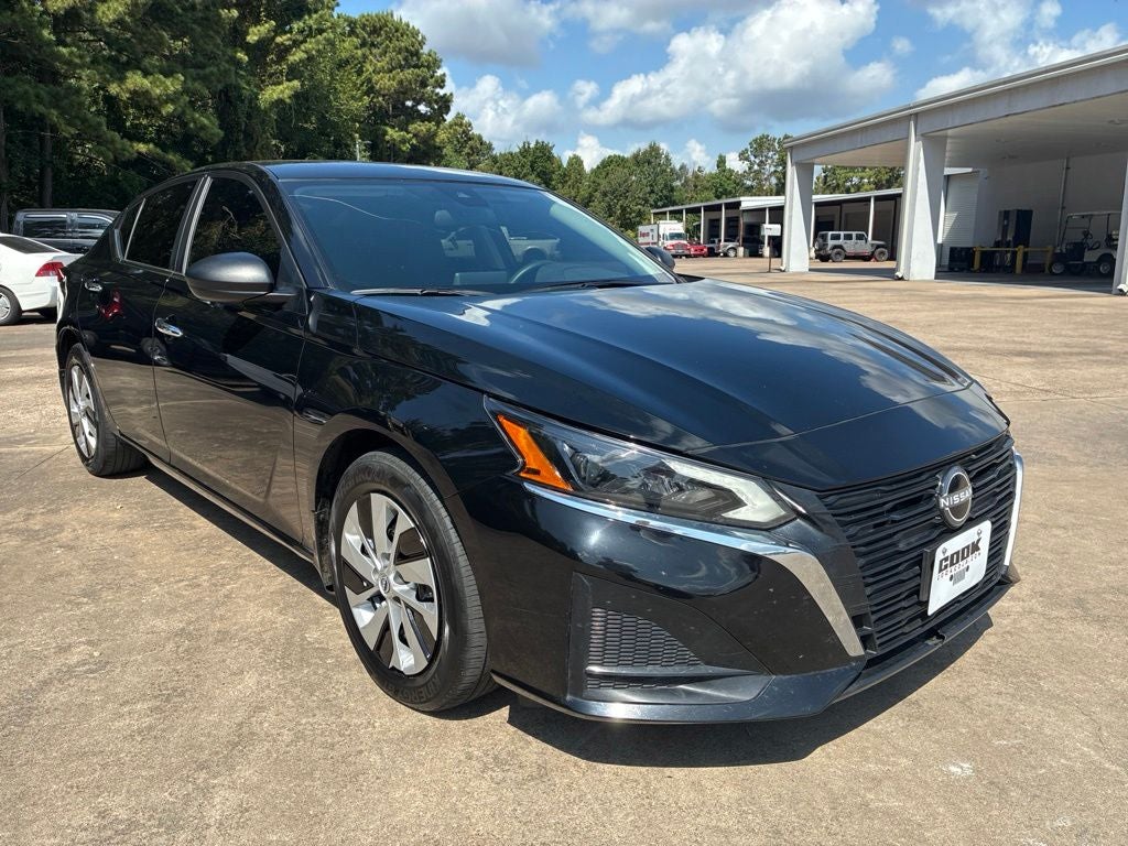 2025 Nissan Altima S FWD