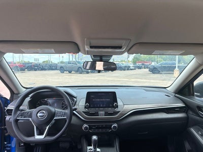 2025 Nissan Altima SV FWD