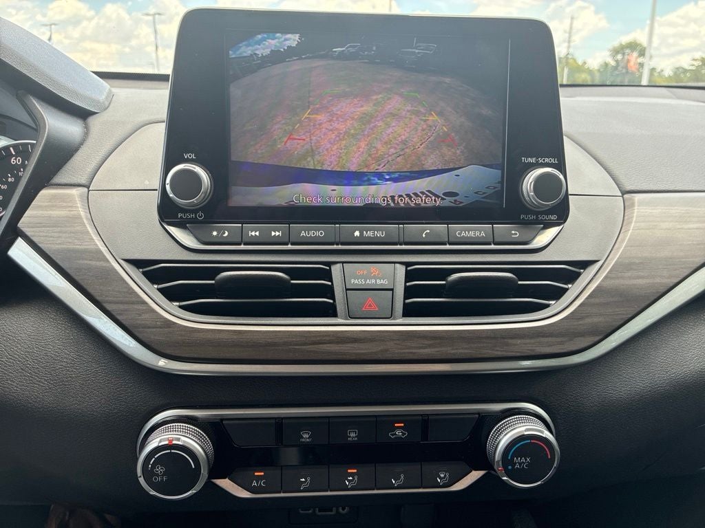 2025 Nissan Altima SV FWD