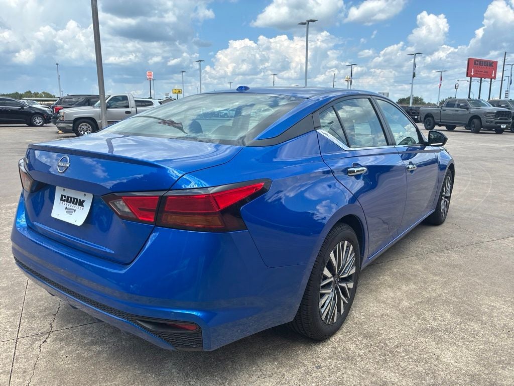 2025 Nissan Altima SV FWD