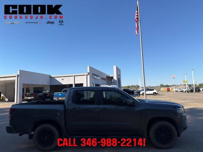 2022 Nissan Frontier Crew Cab SV 4x2