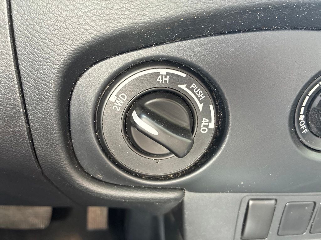 2022 Nissan Frontier Crew Cab S 4x4