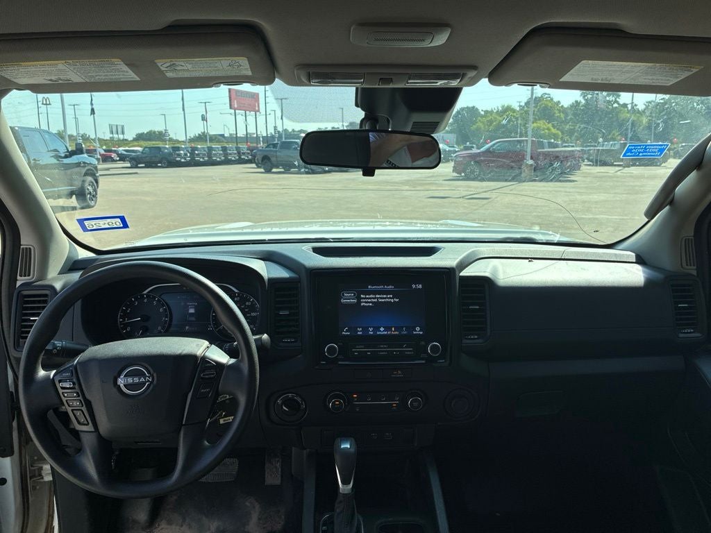 2022 Nissan Frontier Crew Cab S 4x4