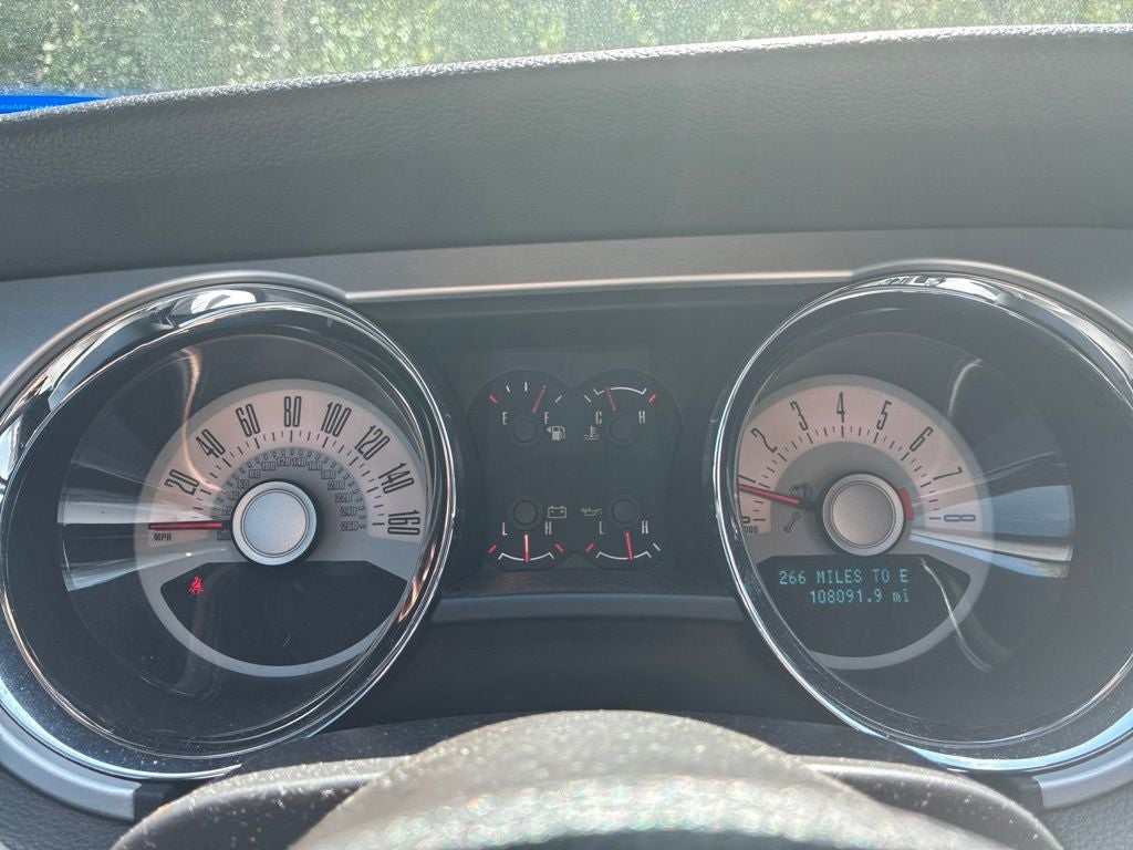 2011 Ford Mustang V6 Premium