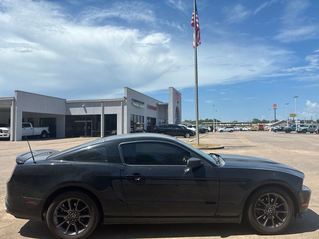 2011 Ford Mustang V6 Premium