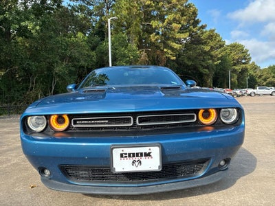 2020 Dodge Challenger SXT