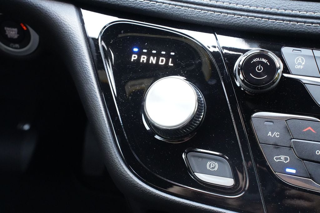 2027 Chrysler Pacifica PACIFICA SELECT