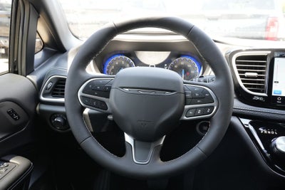 2027 Chrysler Pacifica PACIFICA SELECT