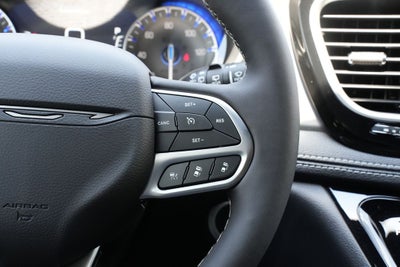 2027 Chrysler Pacifica PACIFICA SELECT