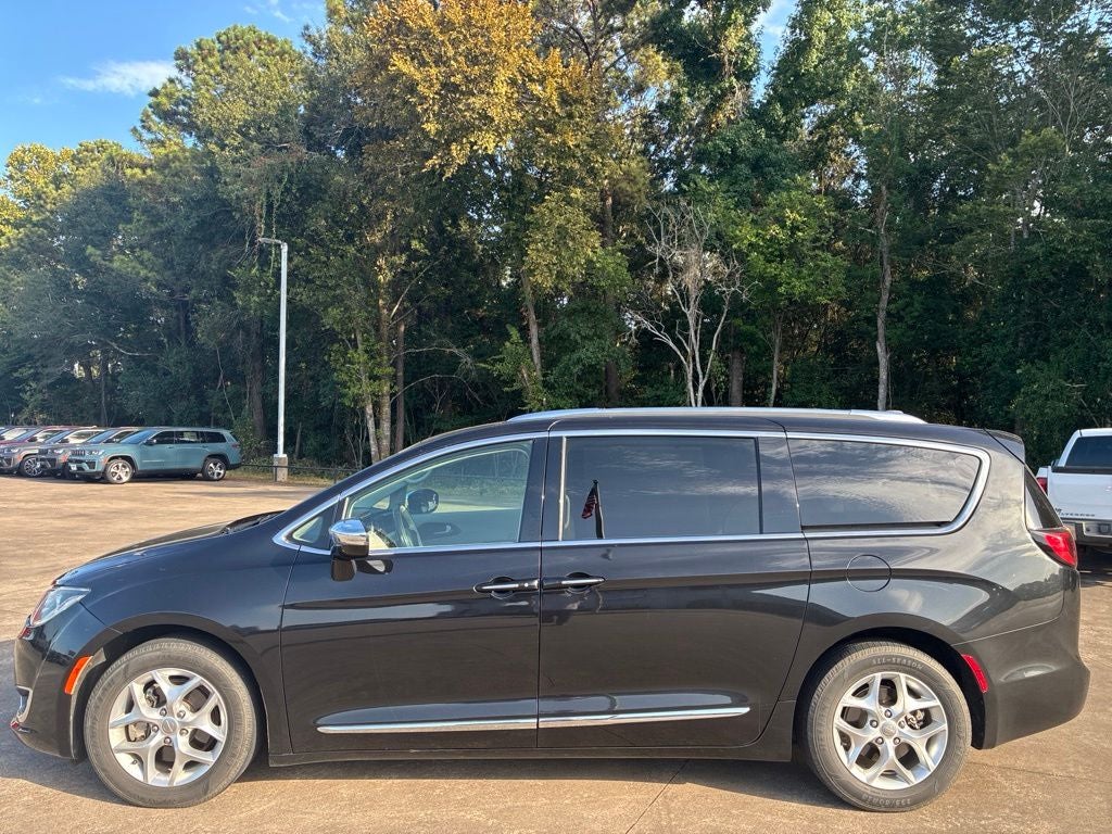 2020 Chrysler Pacifica Limited