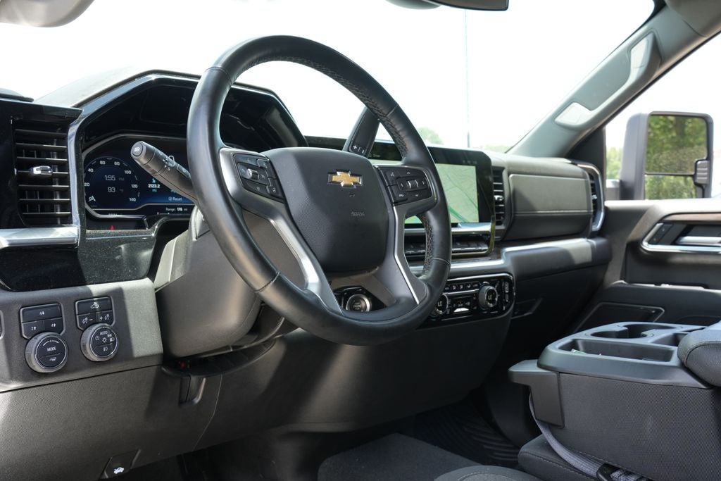 2025 Chevrolet Silverado 2500HD 4WD Crew Cab Standard Bed LT