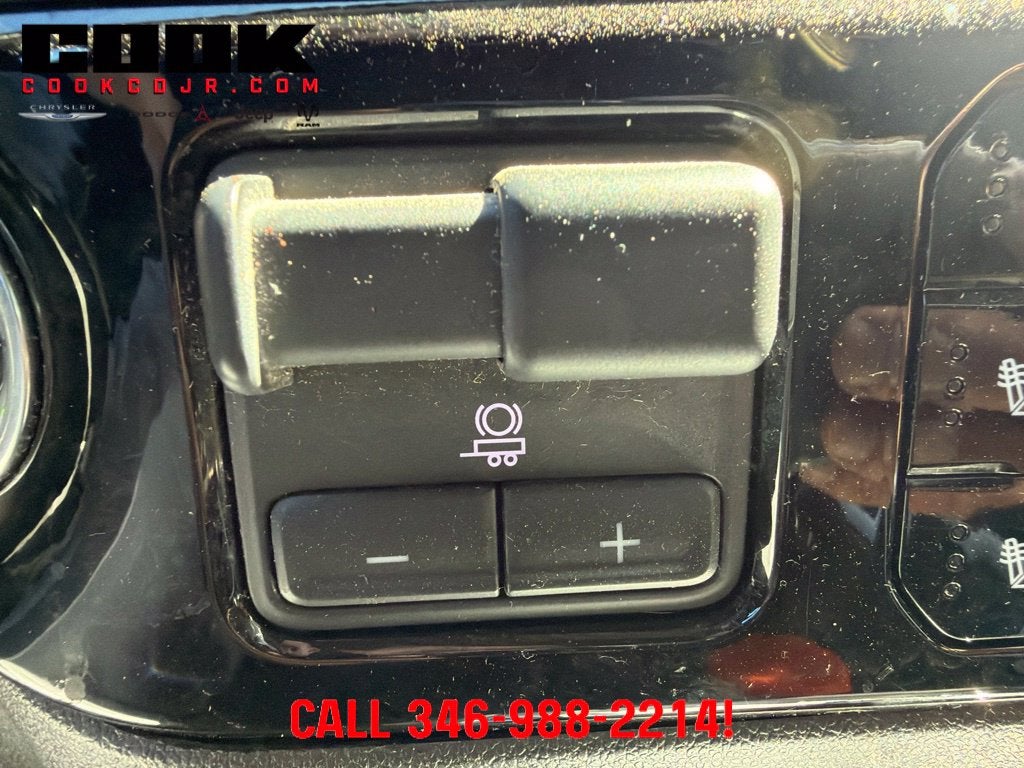 2023 Chevrolet Silverado 1500 2WD Crew Cab Short Bed LTZ