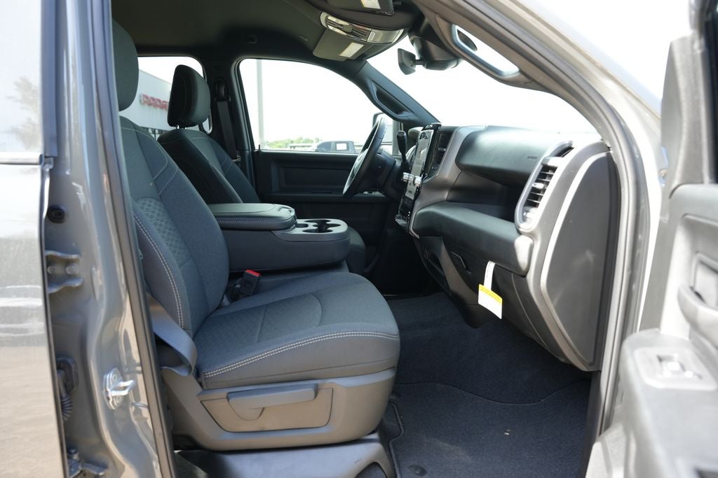 2026 RAM 2500 RAM 2500 TRADESMAN CREW CAB 4X4 6'4' BOX