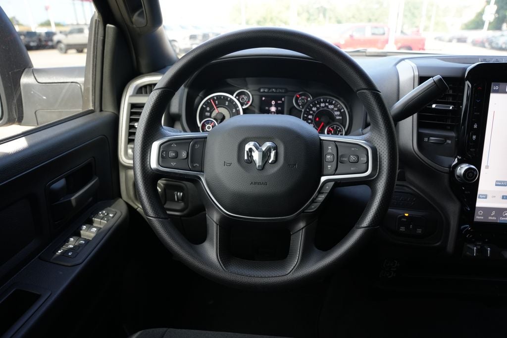 2026 RAM 2500 RAM 2500 TRADESMAN CREW CAB 4X4 6'4' BOX