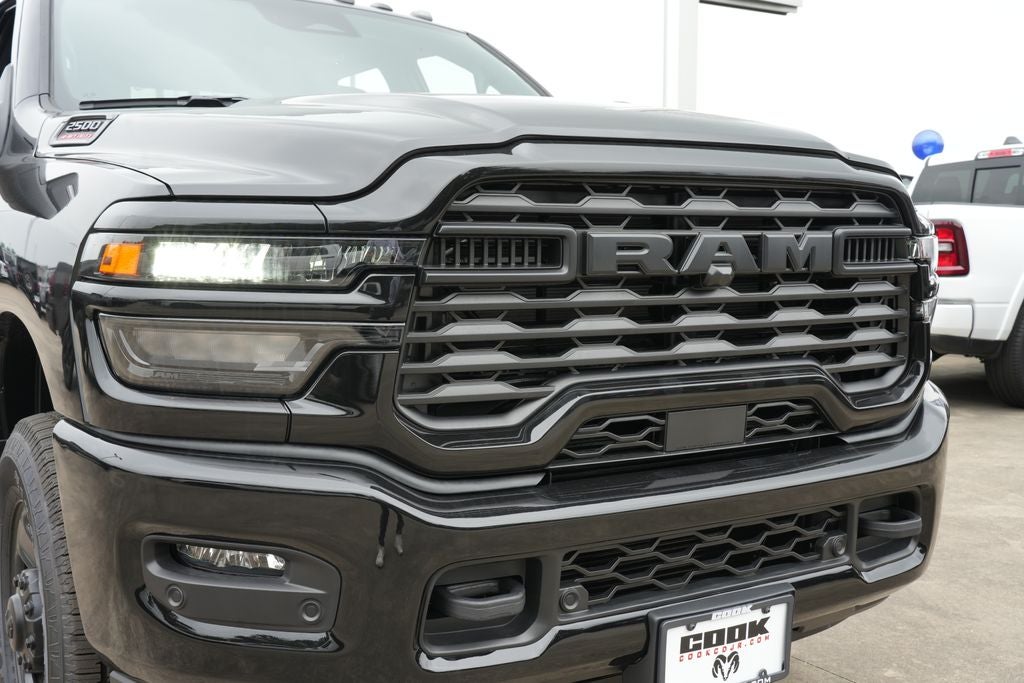 2026 RAM 2500 RAM 2500 TRADESMAN CREW CAB 4X4 6'4' BOX