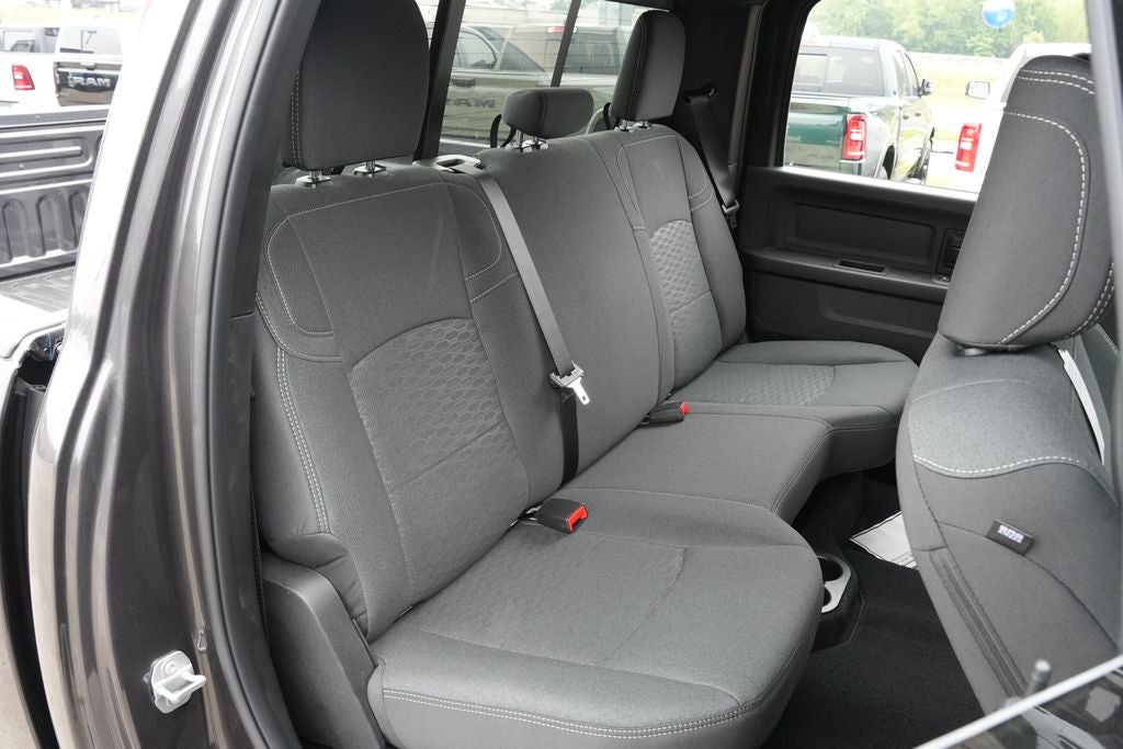 2026 RAM 2500 RAM 2500 TRADESMAN CREW CAB 4X4 6'4' BOX