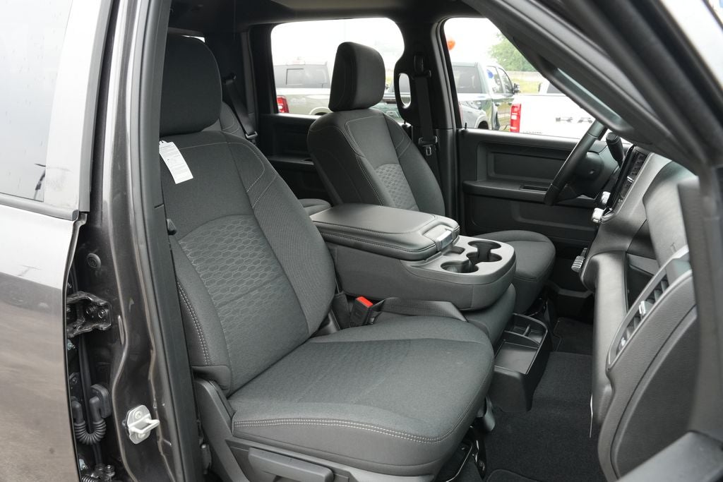 2026 RAM 2500 RAM 2500 TRADESMAN CREW CAB 4X4 6'4' BOX