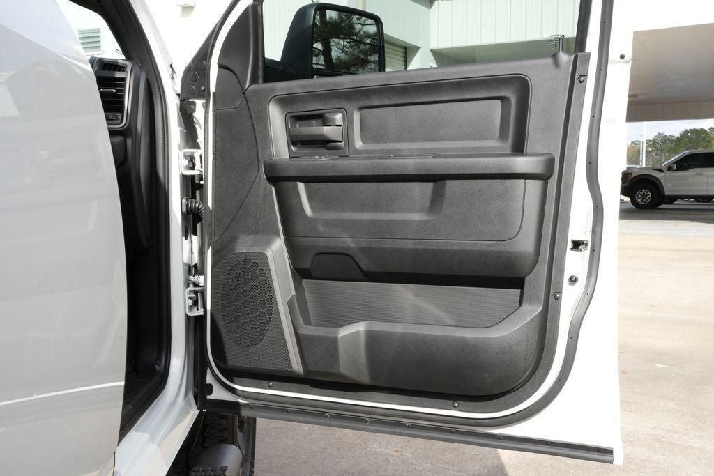 2026 RAM 2500 RAM 2500 TRADESMAN CREW CAB 4X4 6'4' BOX