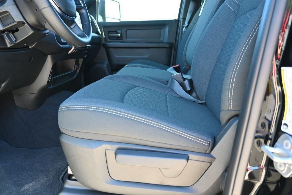 2026 RAM 2500 RAM 2500 TRADESMAN CREW CAB 4X4 6'4' BOX
