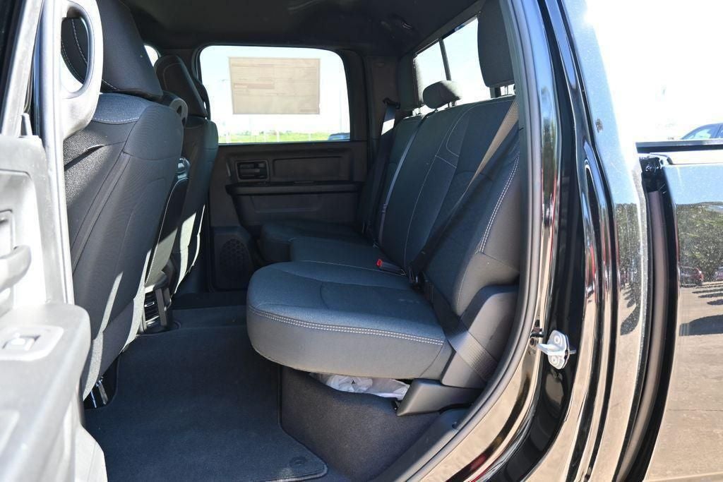 2026 RAM 2500 RAM 2500 TRADESMAN CREW CAB 4X4 6'4' BOX