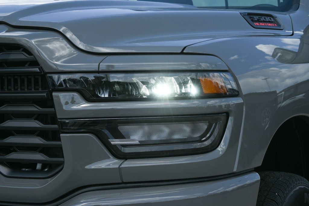 2026 RAM Ram 3500 RAM 3500 TRADESMAN REGULAR CAB 4X4 8' BOX