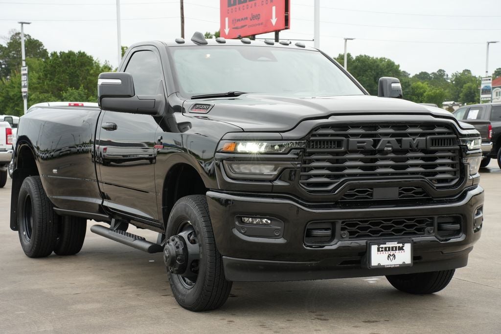 2026 RAM Ram 3500 RAM 3500 TRADESMAN REGULAR CAB 4X4 8' BOX