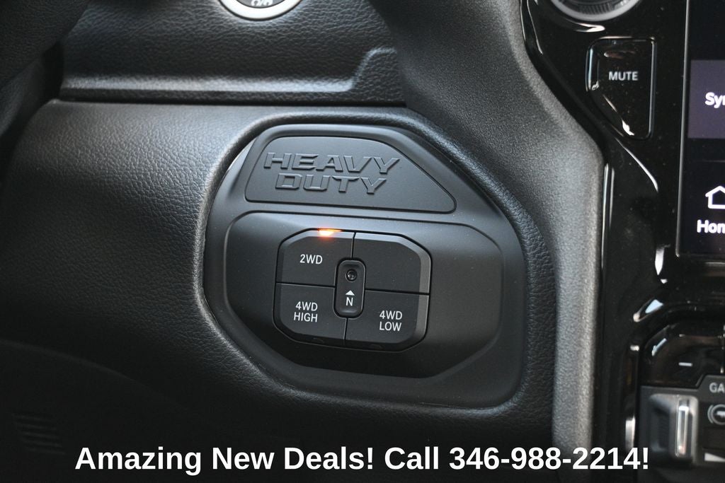 2027 RAM 3500 RAM 3500 TRADESMAN CREW CAB 4X4 8' BOX