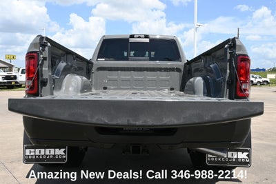 2027 RAM 3500 RAM 3500 TRADESMAN CREW CAB 4X4 8' BOX