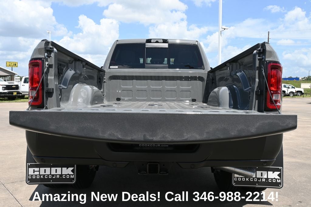 2027 RAM 3500 RAM 3500 TRADESMAN CREW CAB 4X4 8' BOX