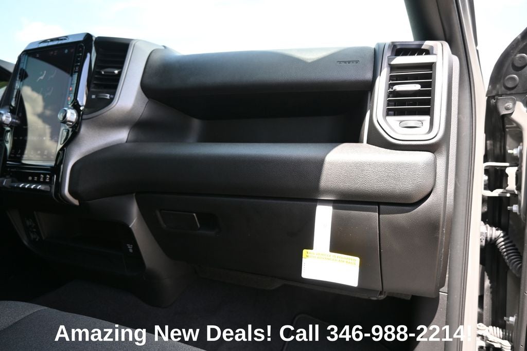 2027 RAM 3500 RAM 3500 TRADESMAN CREW CAB 4X4 8' BOX