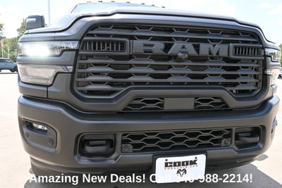 2027 RAM 3500 RAM 3500 TRADESMAN CREW CAB 4X4 8' BOX