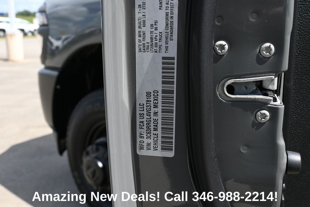 2027 RAM 3500 RAM 3500 TRADESMAN CREW CAB 4X4 8' BOX