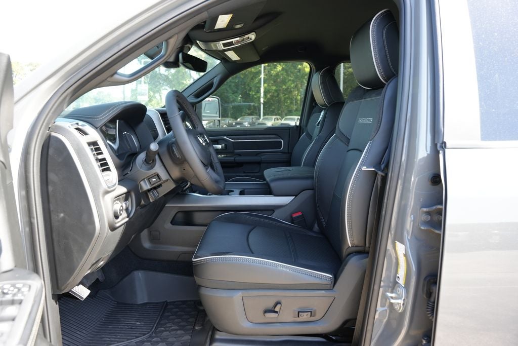 2026 RAM Ram 3500 RAM 3500 LARAMIE CREW CAB 4X4 8' BOX